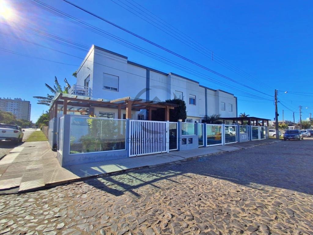 Sobrado 02 Dorm