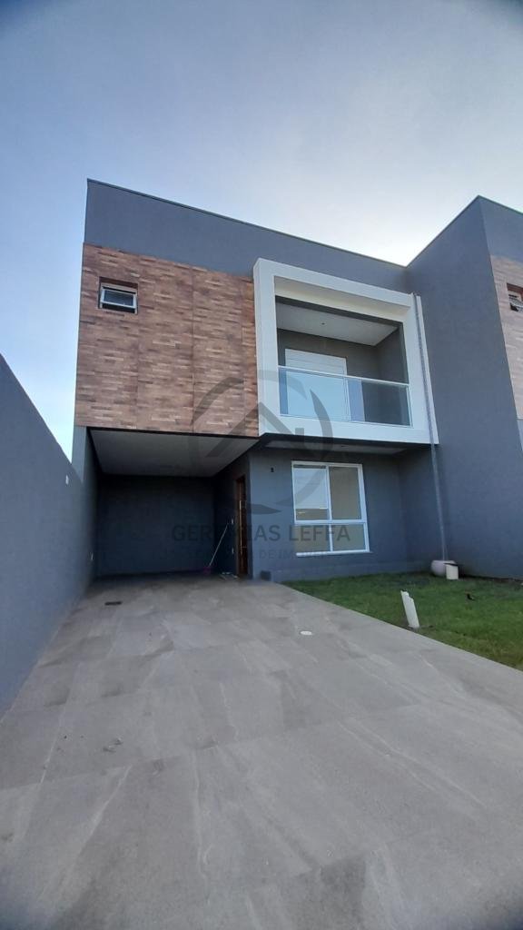 Sobrado 03 Dorm