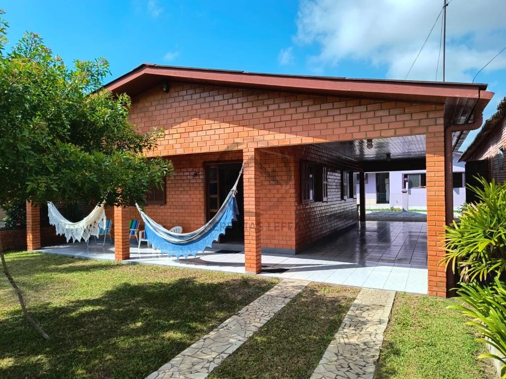 Casa 03 Dorm